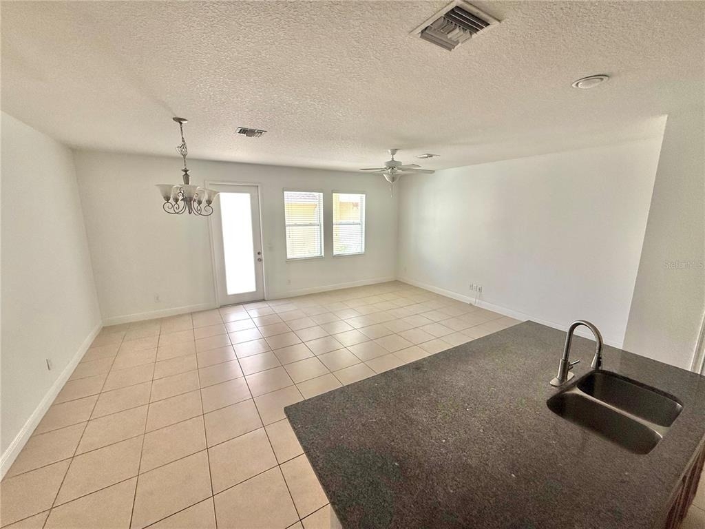 8615 Via Trieste Drive - Photo 4
