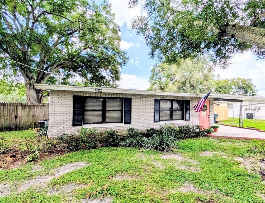 19 Lamplight Lane - Photo 1