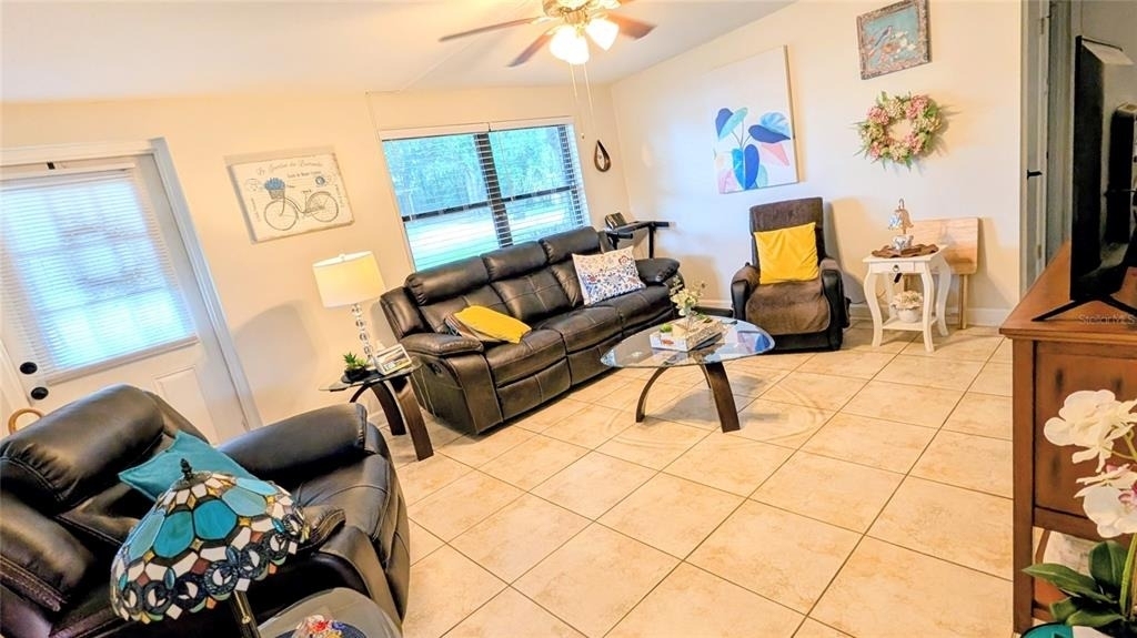 19 Lamplight Lane - Photo 4