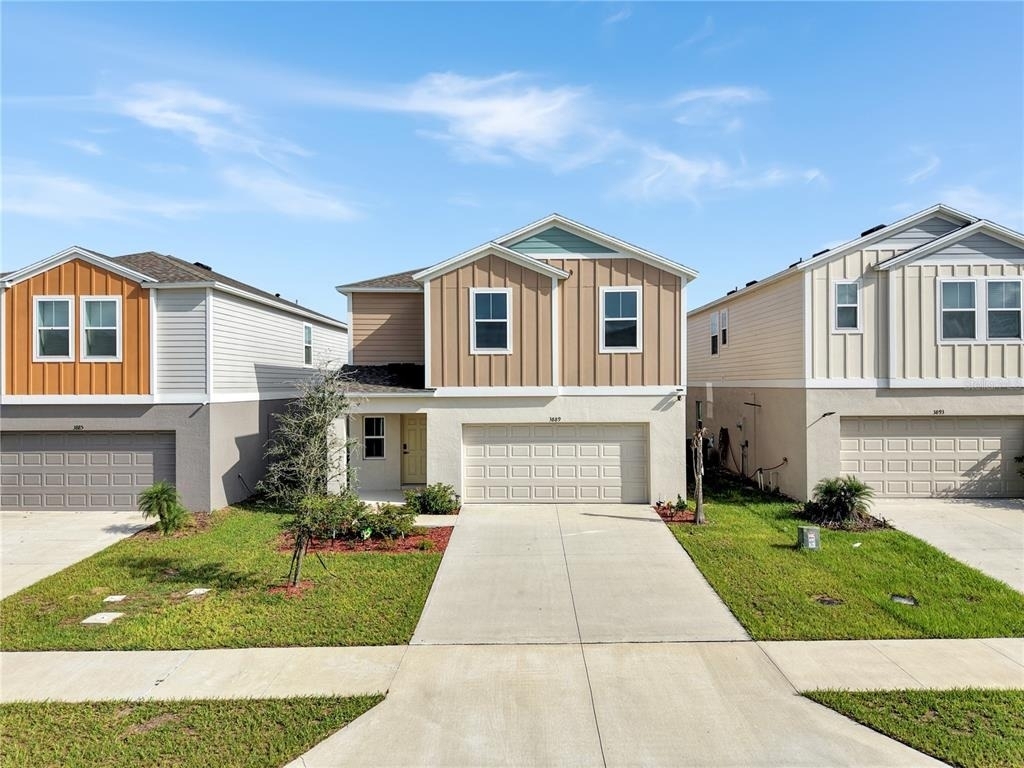 3889 Geranium Avenue - Photo 0