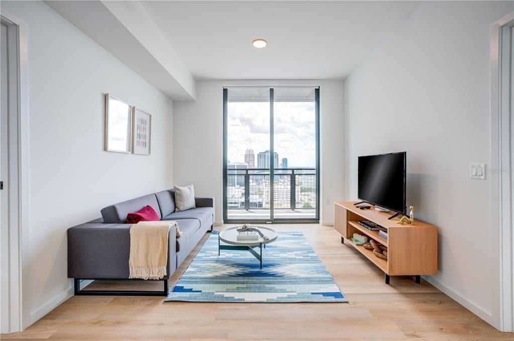 435 N Orange Avenue - Photo 40