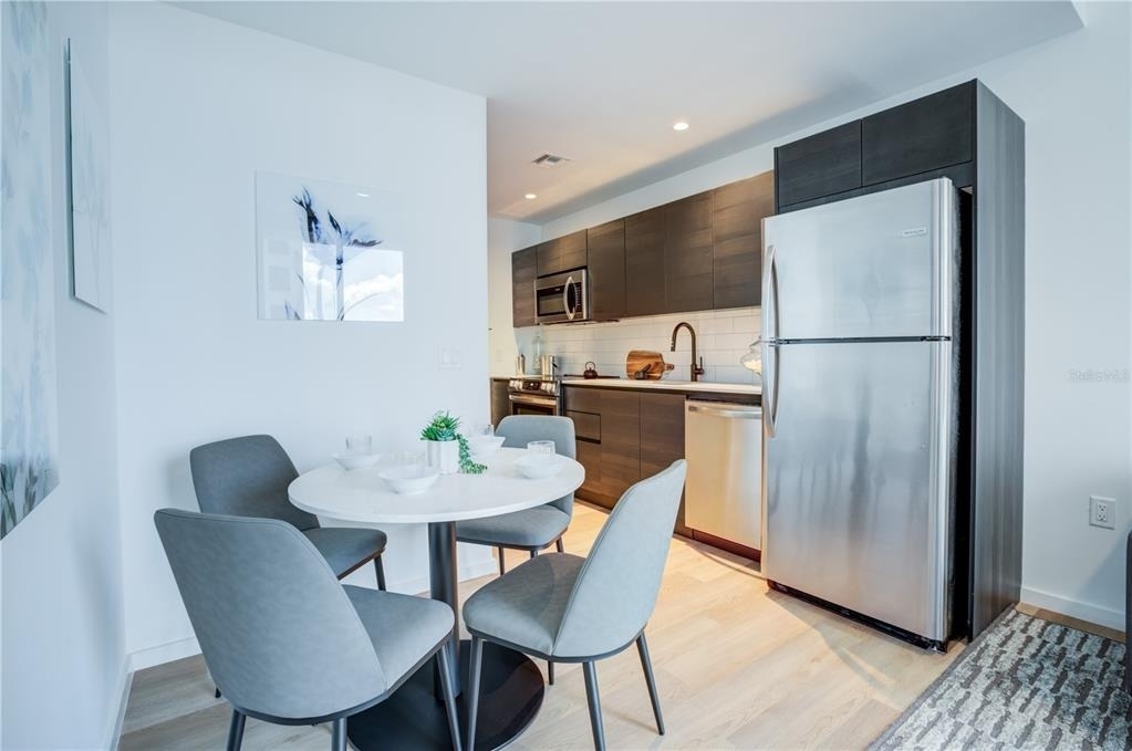 435 N Orange Avenue - Photo 30