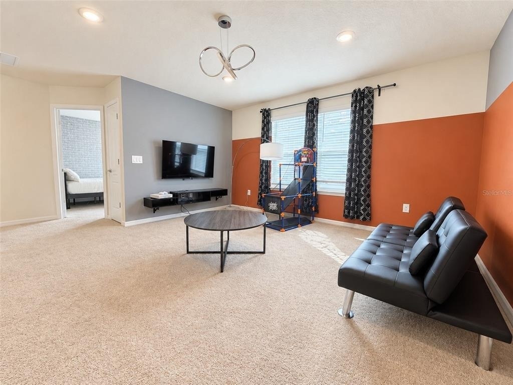 7328 Oakmoss Loop - Photo 18