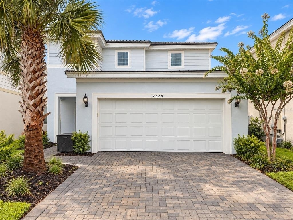7328 Oakmoss Loop - Photo 0