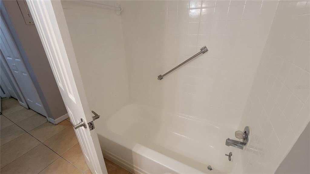 863 Sky Lake Circle - Photo 16