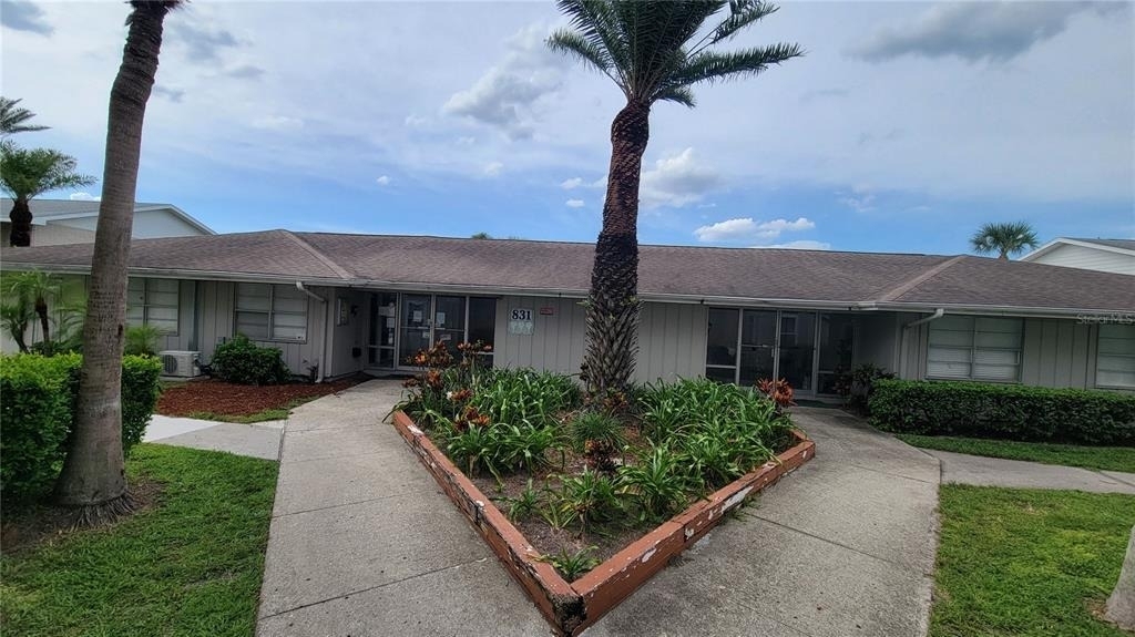 863 Sky Lake Circle - Photo 33