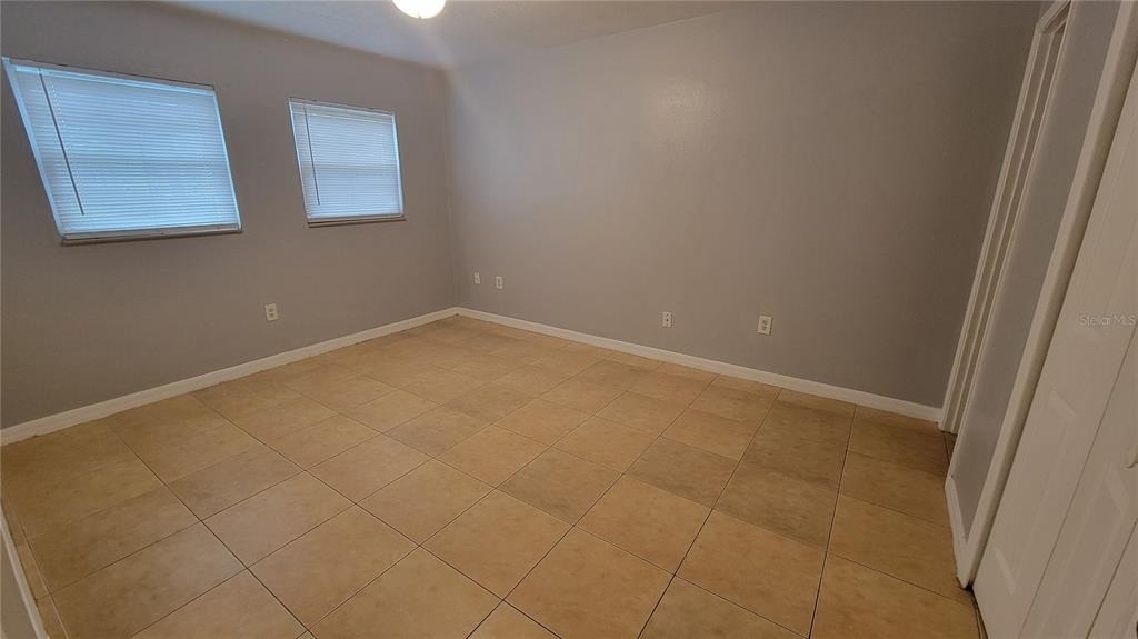 863 Sky Lake Circle - Photo 3