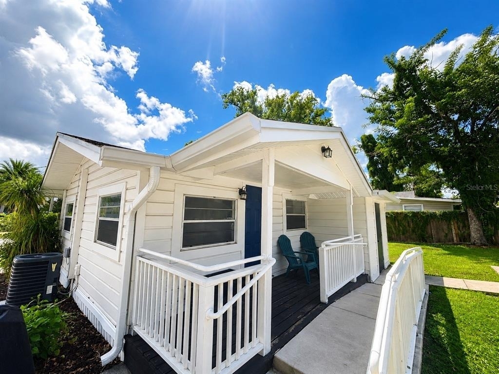 2310 S Shine Avenue - Photo 24