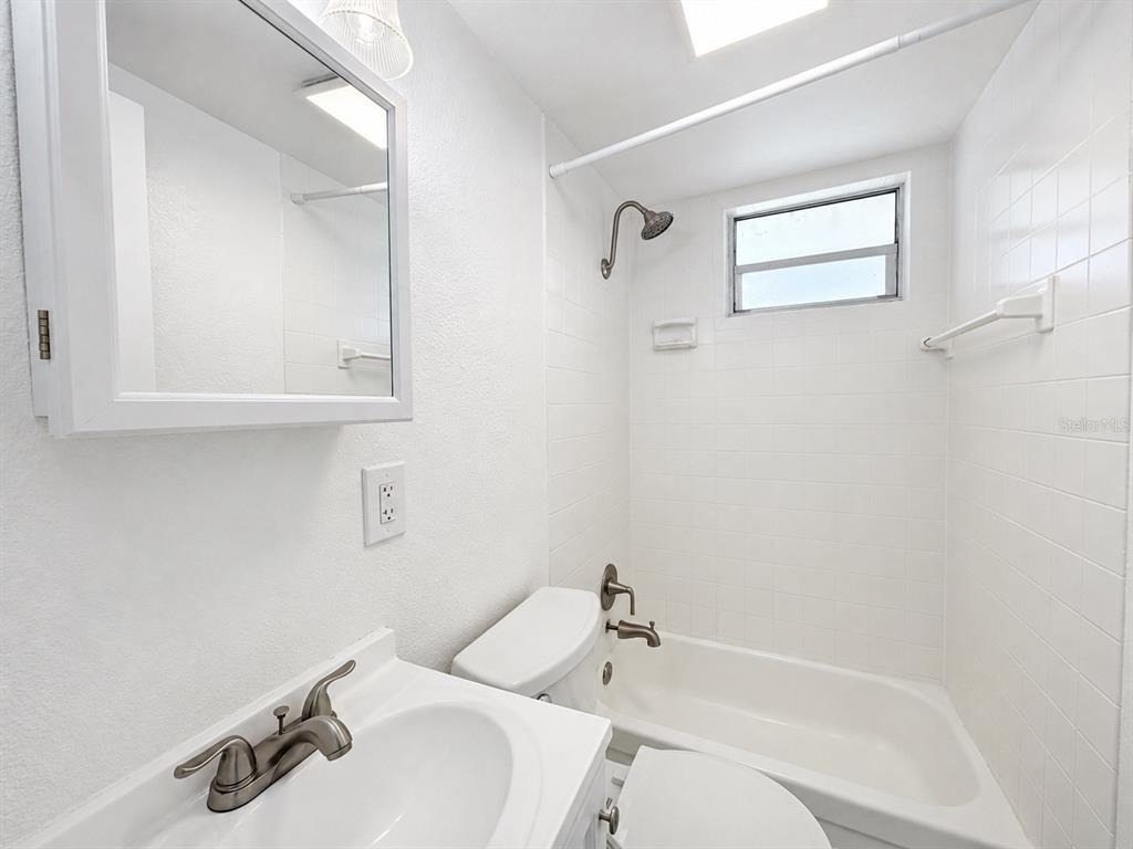 2310 S Shine Avenue - Photo 13