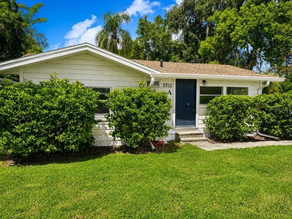 2310 S Shine Avenue - Photo 0