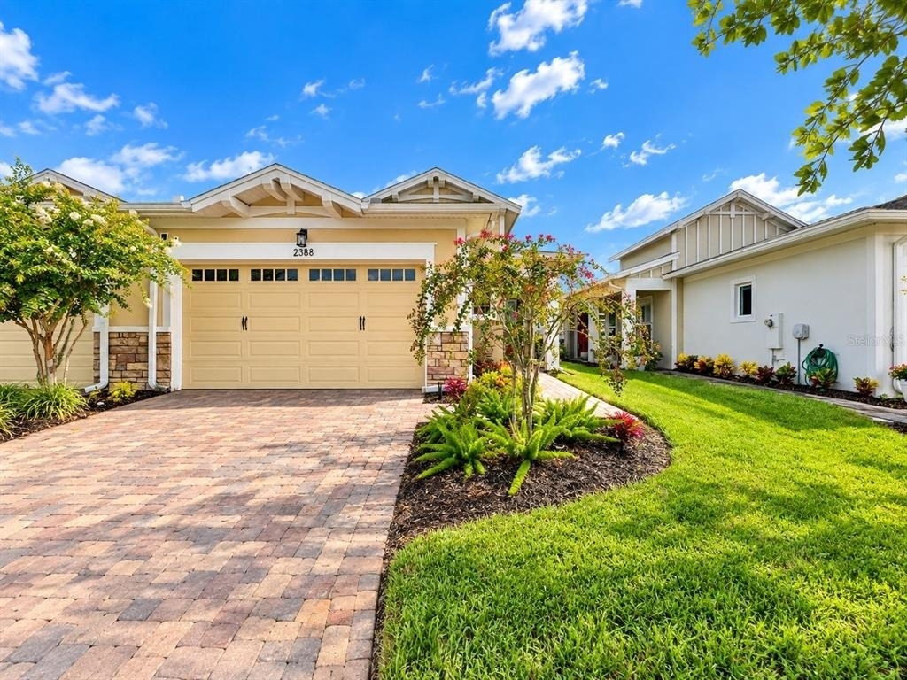 2388 Datura Loop - Photo 0