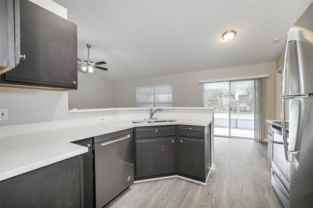 630 Bayport Drive - Photo 3