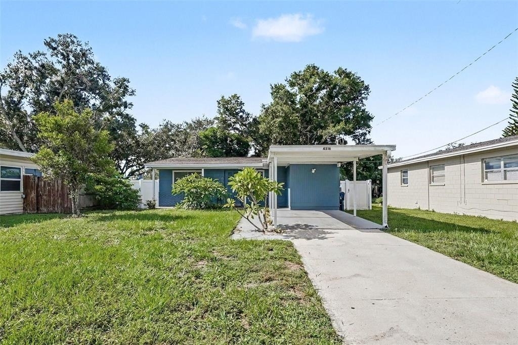4516 W Paxton Avenue - Photo 0