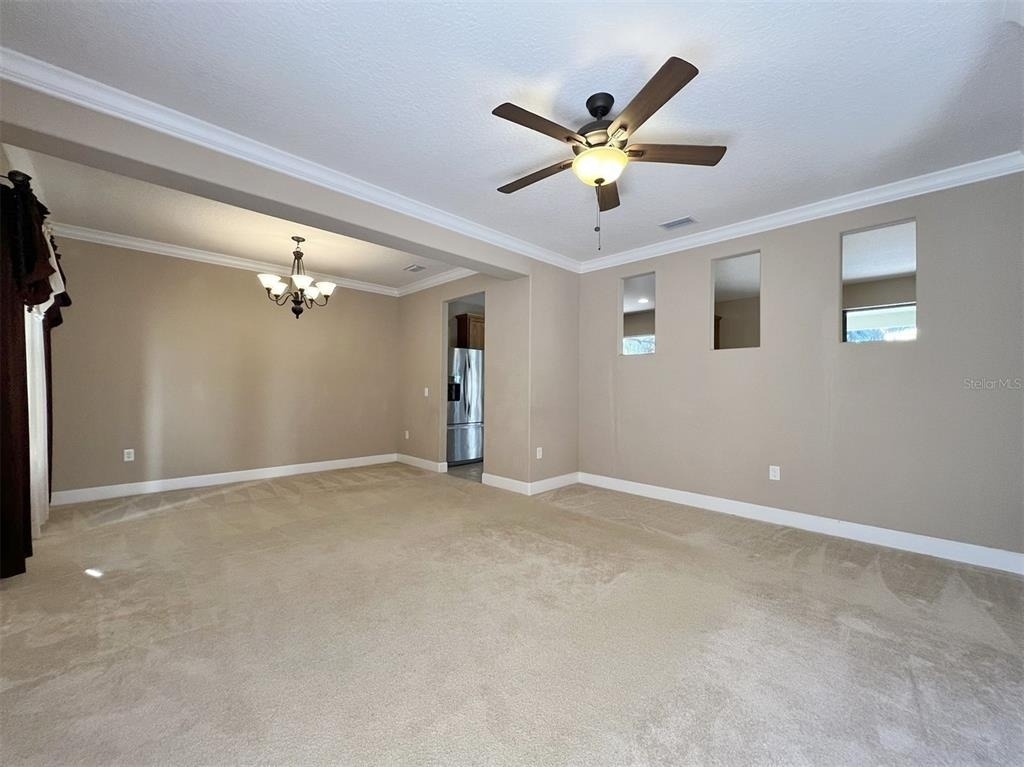 2532 Glenridge Circle - Photo 6