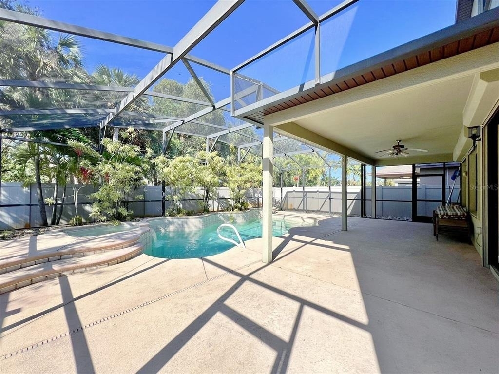 2532 Glenridge Circle - Photo 24