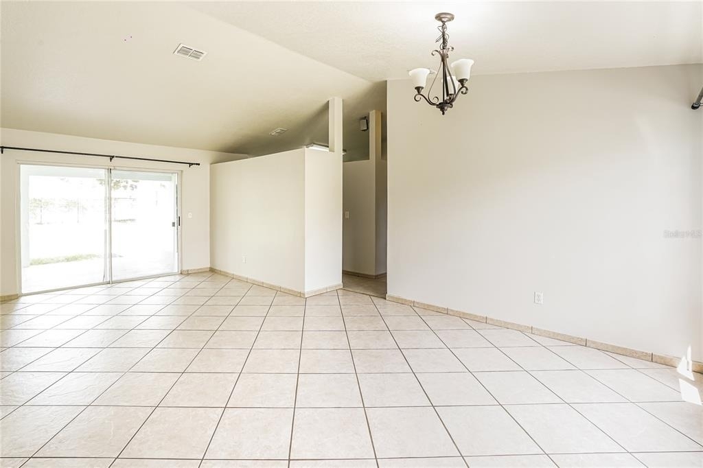 111 Crescent Court - Photo 4