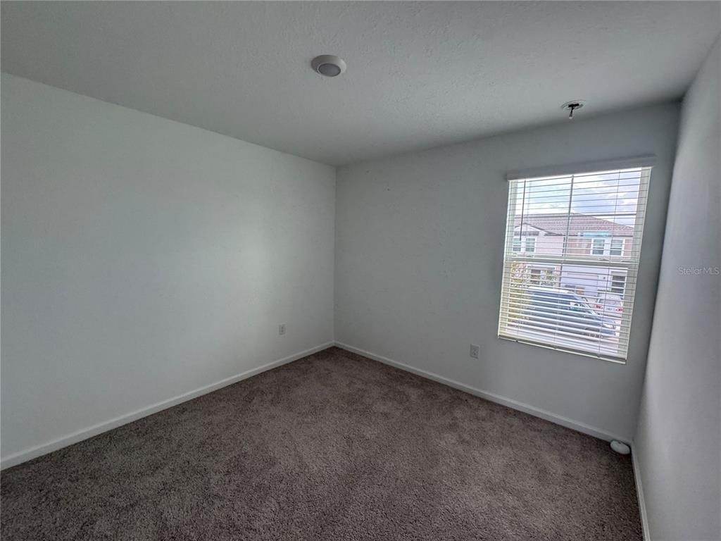 5909 Chestnut Grove Place - Photo 4