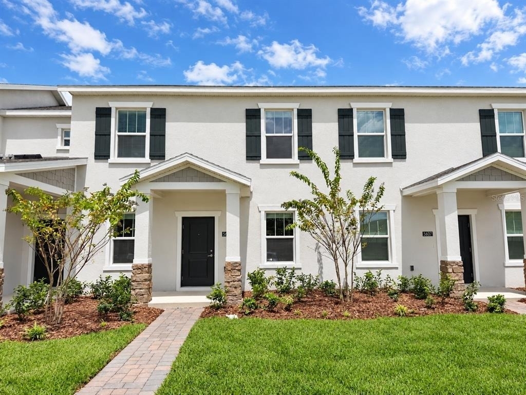 5605 Ronin Drive - Photo 0