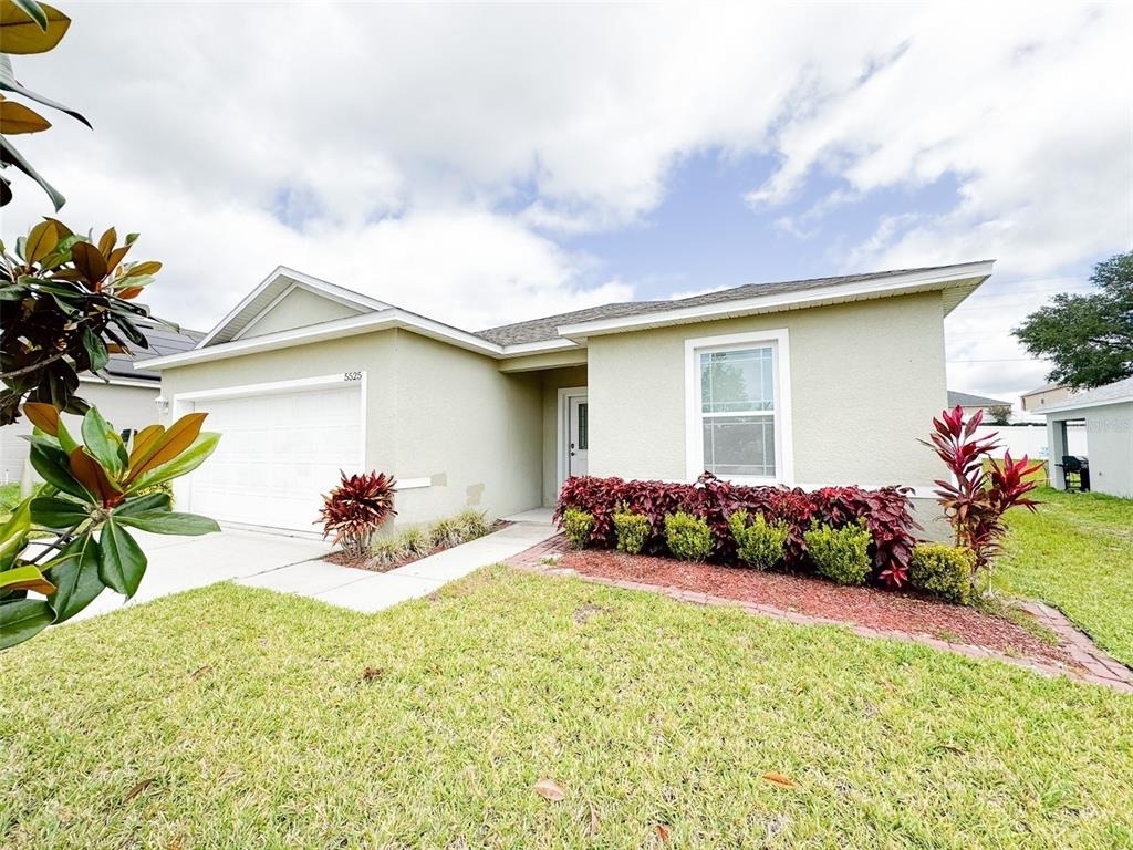 5525 Forest Ridge Drive - Photo 2