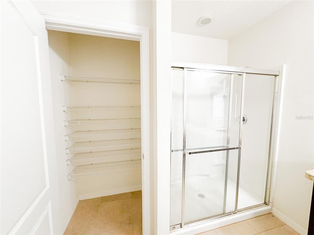 5525 Forest Ridge Drive - Photo 14
