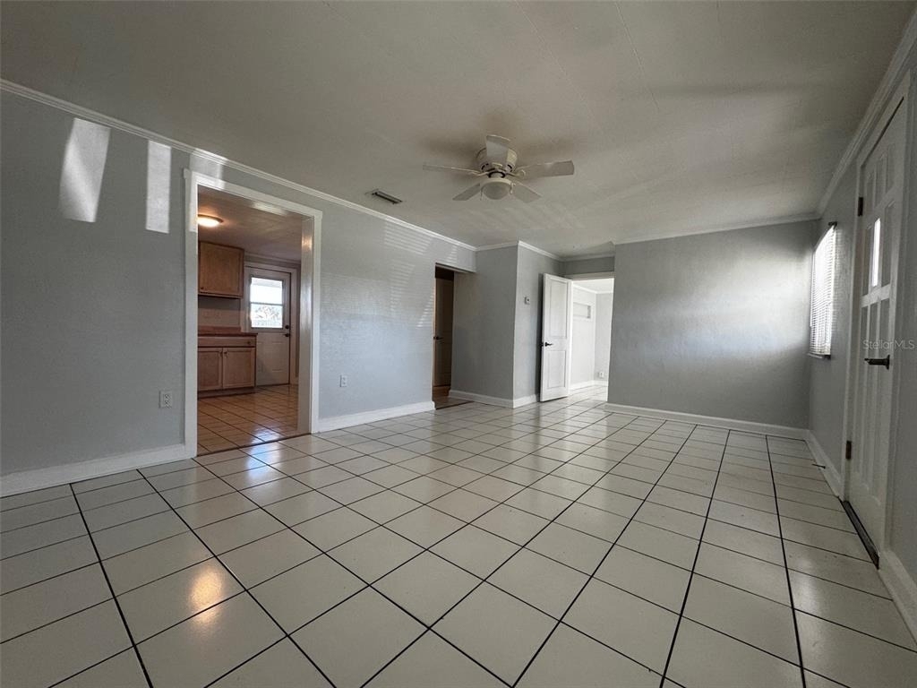 905 S Central Avenue - Photo 2