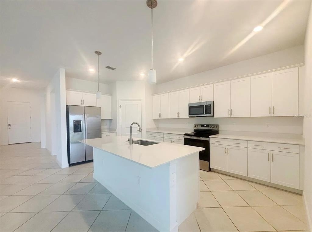 8318 Waterscape Road - Photo 7
