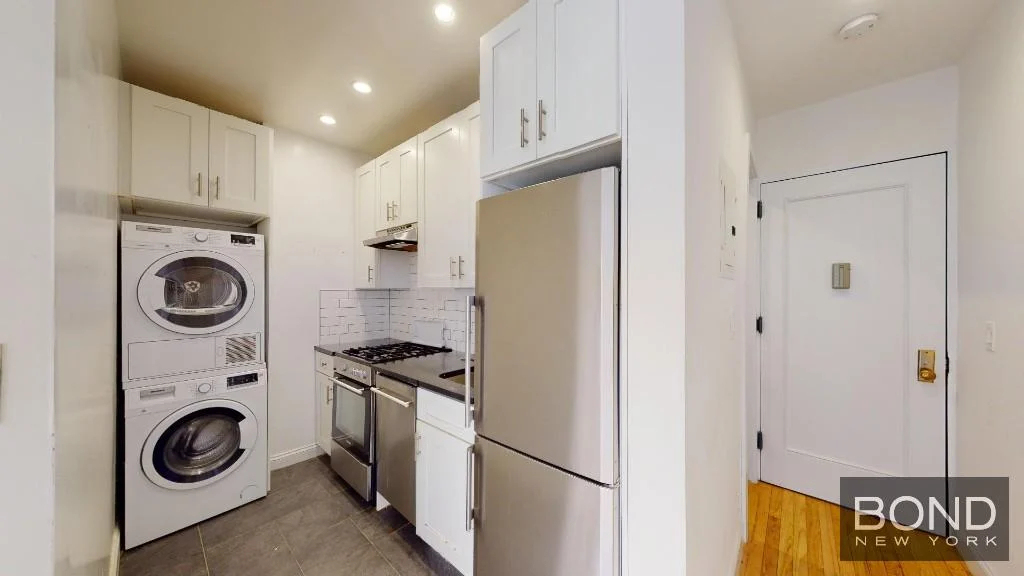 314 East 91st Street - Photo 0
