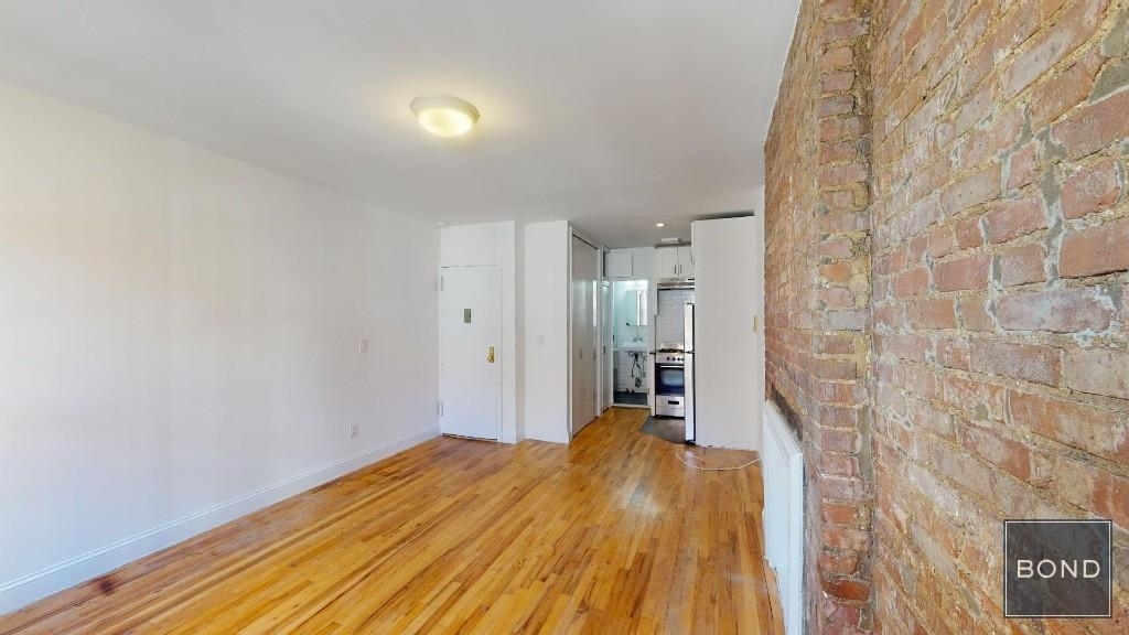 330 East 74th Street - Photo 0