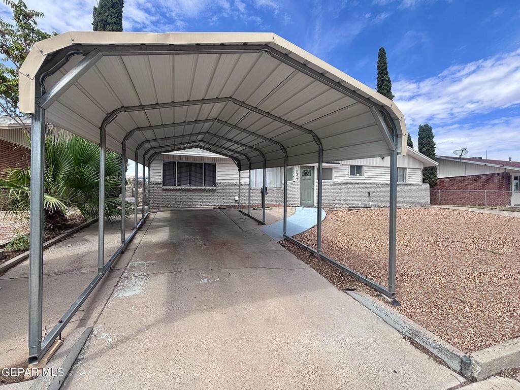 10317 Thor Street - Photo 1
