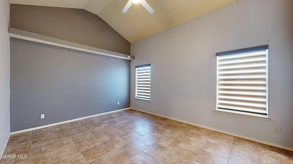 7580 Plaza Taurina Drive - Photo 26