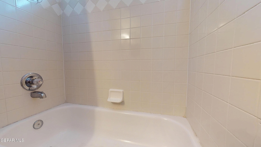 7580 Plaza Taurina Drive - Photo 25