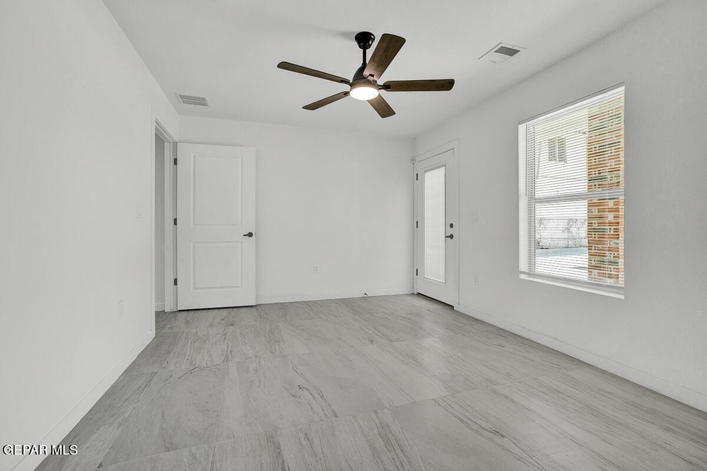 1107 Myrtle Avenue - Photo 6