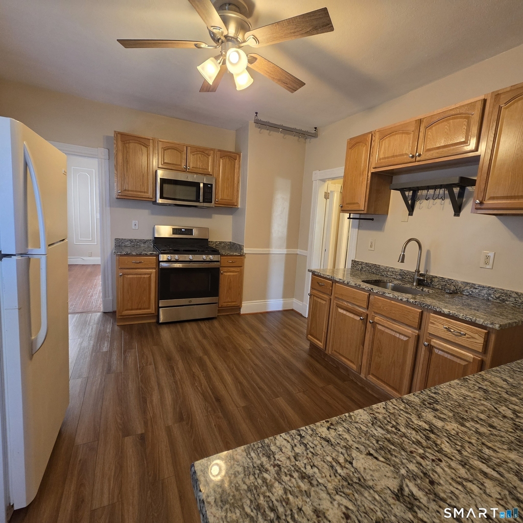 142 Oakland Terrace - Photo 3