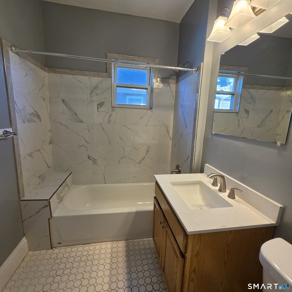 142 Oakland Terrace - Photo 4