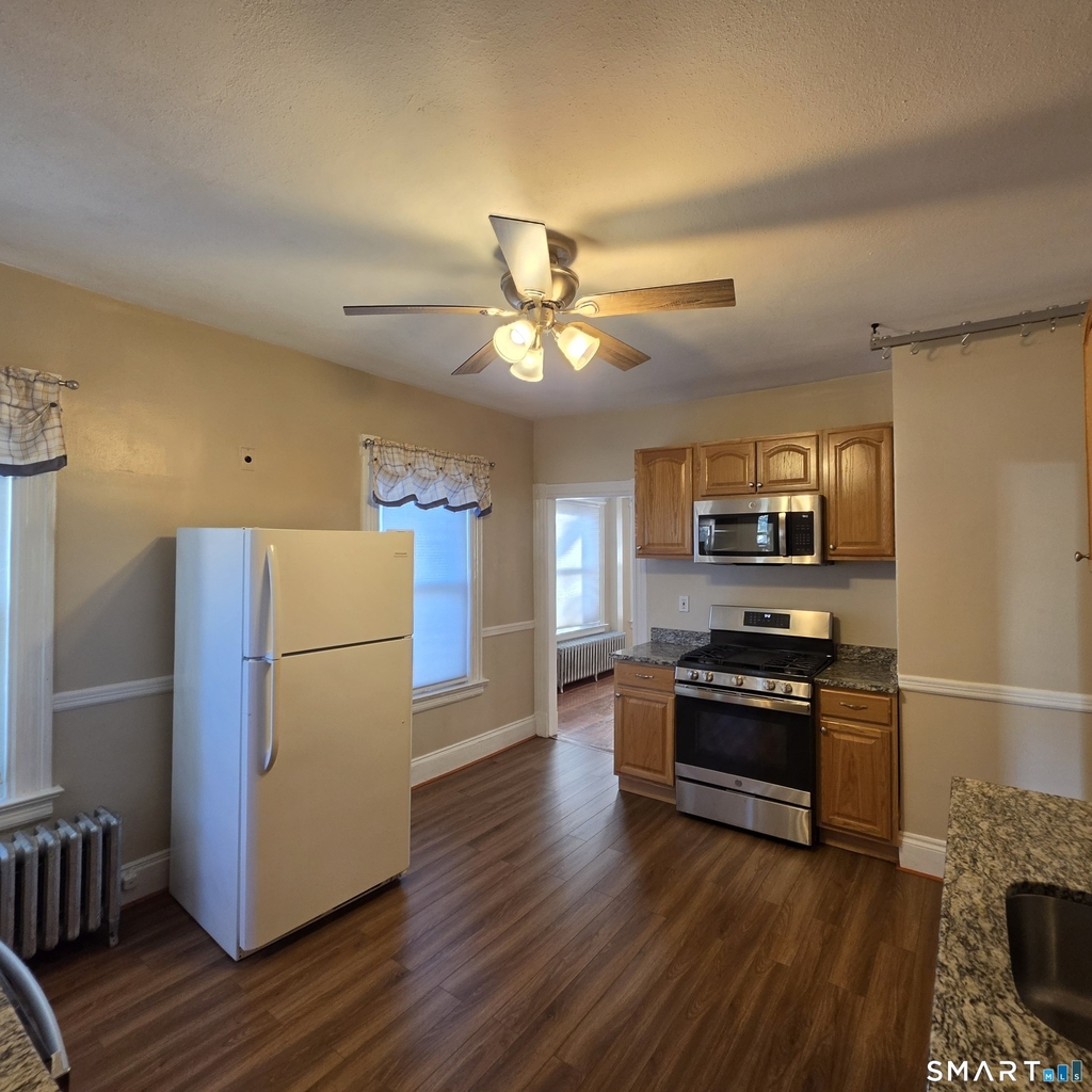 142 Oakland Terrace - Photo 1