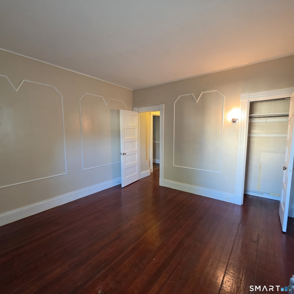 142 Oakland Terrace - Photo 12