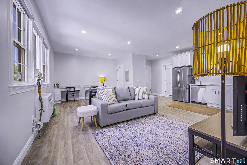 804 Main Street - Photo 8