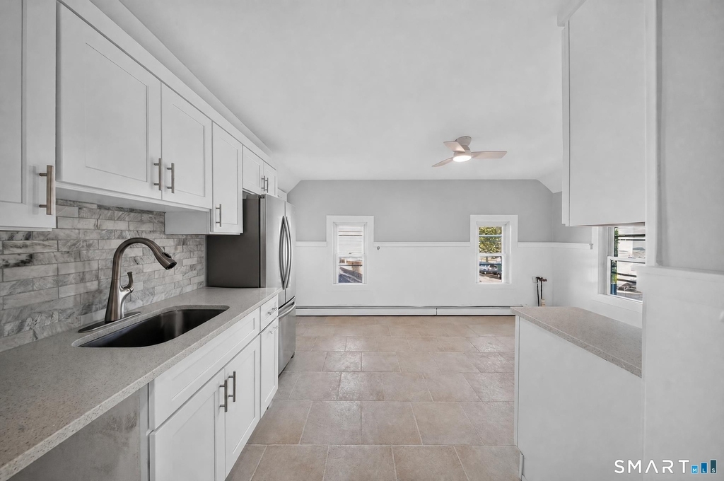 274 Park Street - Photo 15