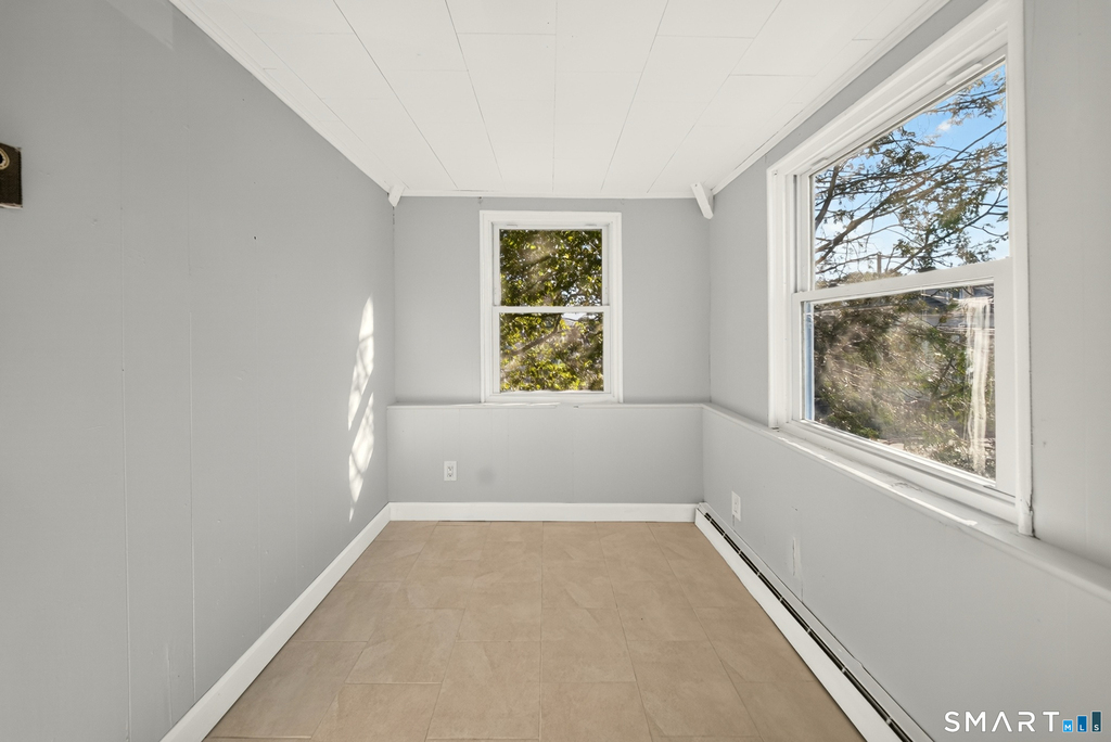 274 Park Street - Photo 4