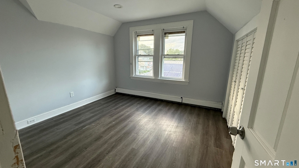 100 Horace Street - Photo 3