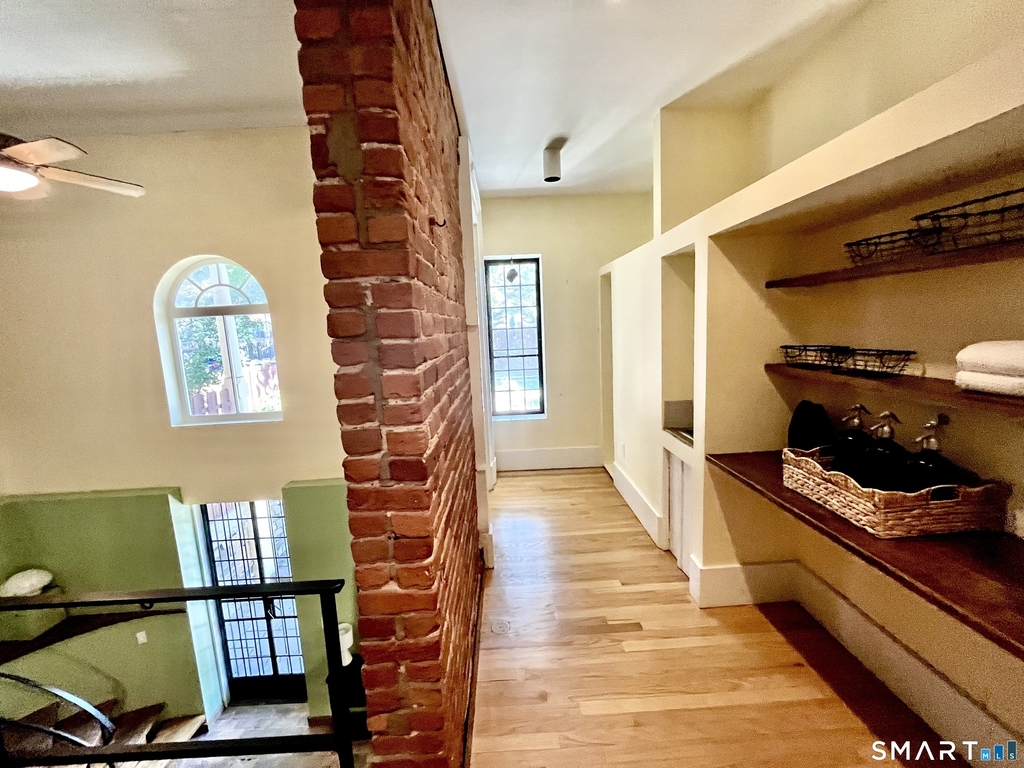 621 Chapel Street - Photo 8