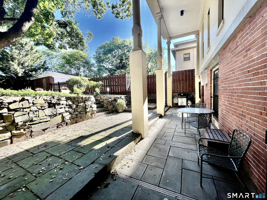 621 Chapel Street - Photo 25