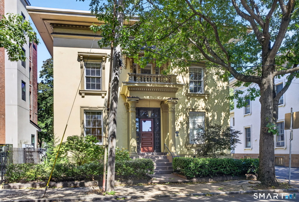 621 Chapel Street - Photo 2