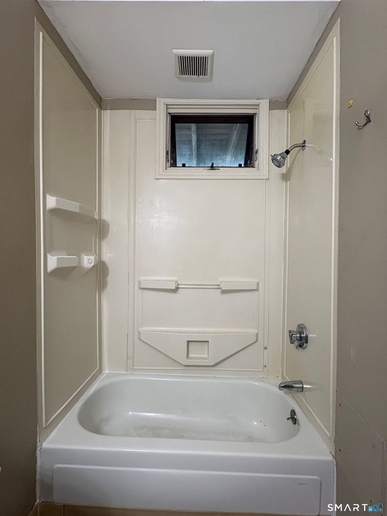 58 Lake Street - Photo 9