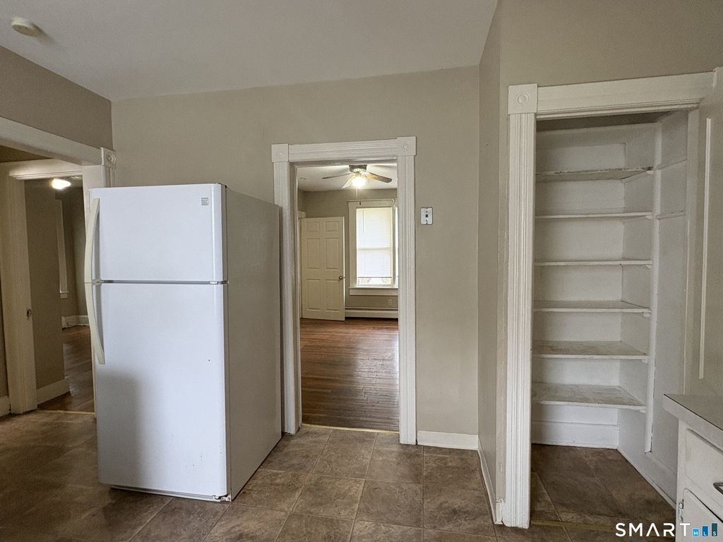 58 Lake Street - Photo 3