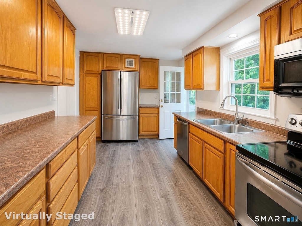 104 Higby Road - Photo 6