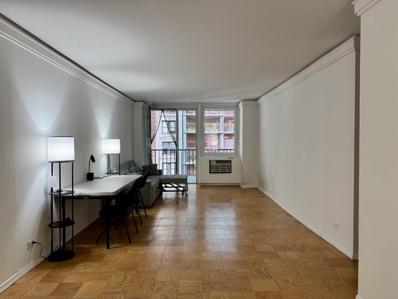 230 West 55th Street - Photo 2