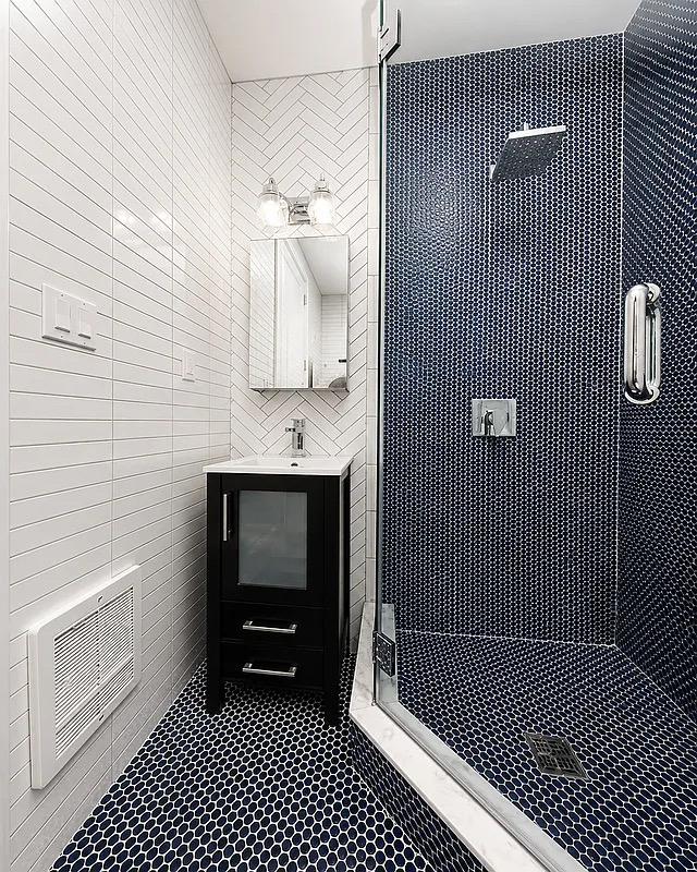 222 East 12th Street - Photo 5