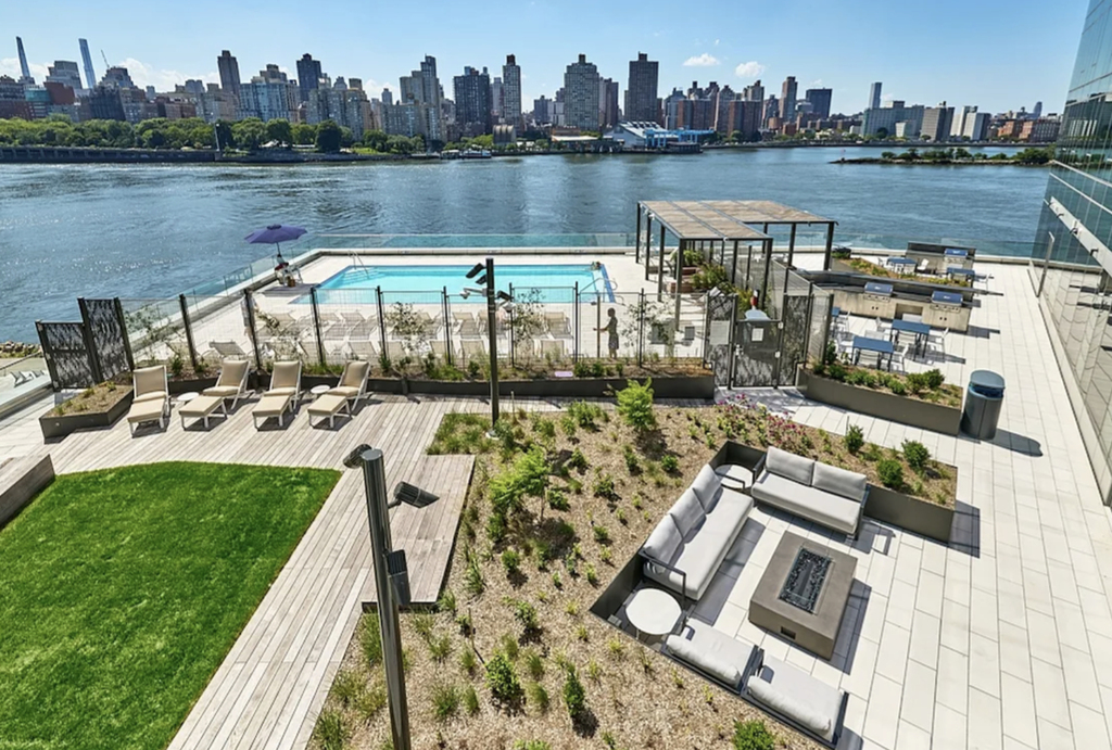 Halletts Point & 26th Avenue - Photo 7
