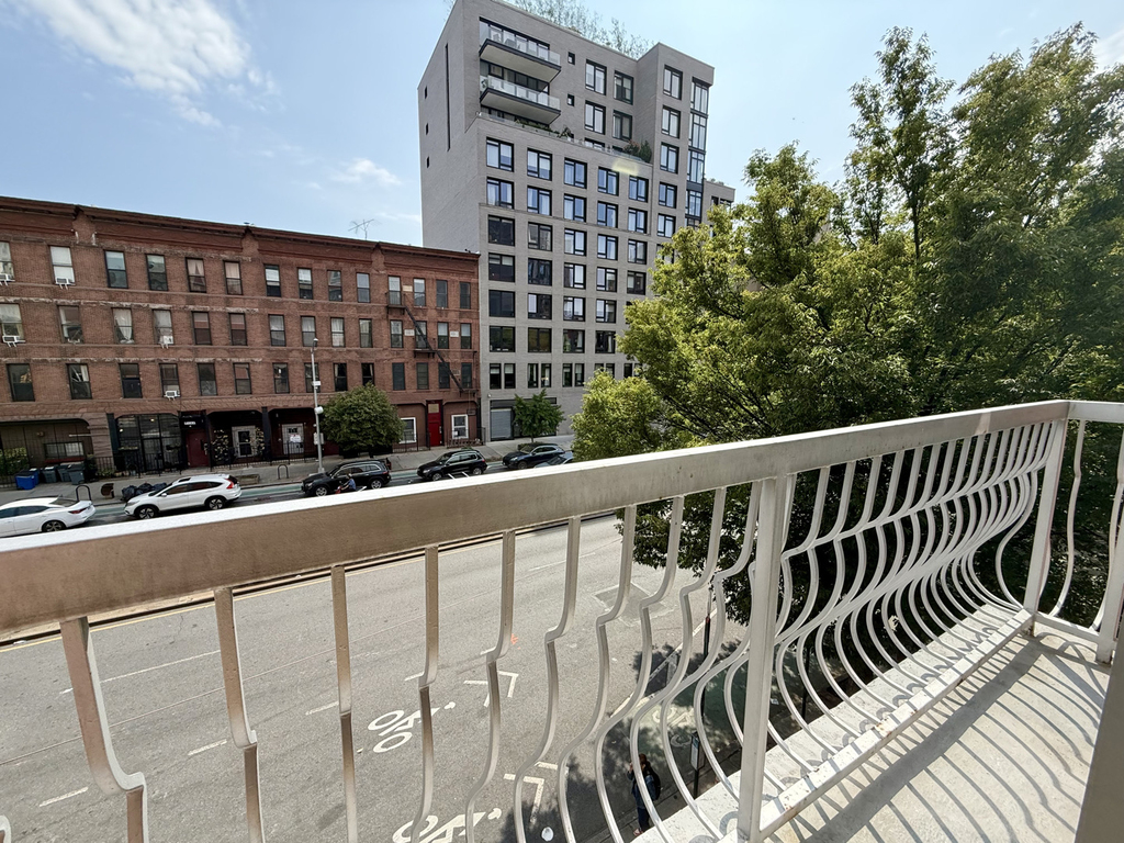 112 4th Avenue - Photo 3